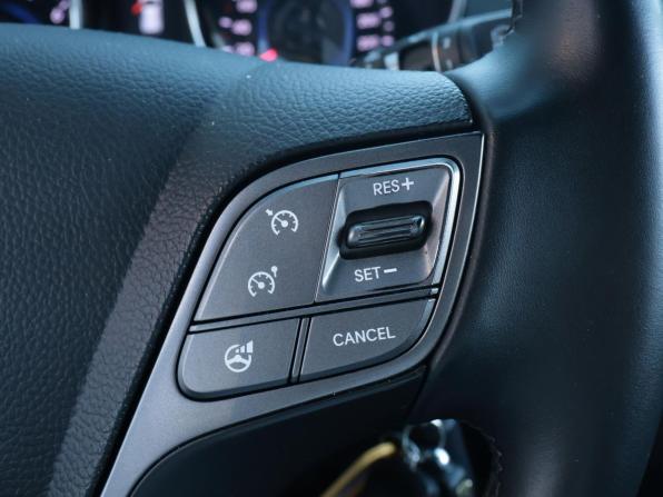 Hyundai Santa Fe III с пробегом 2012 года, цена 1 655 000 рублей, 140089 км, внедорожник, Автокод Объявления