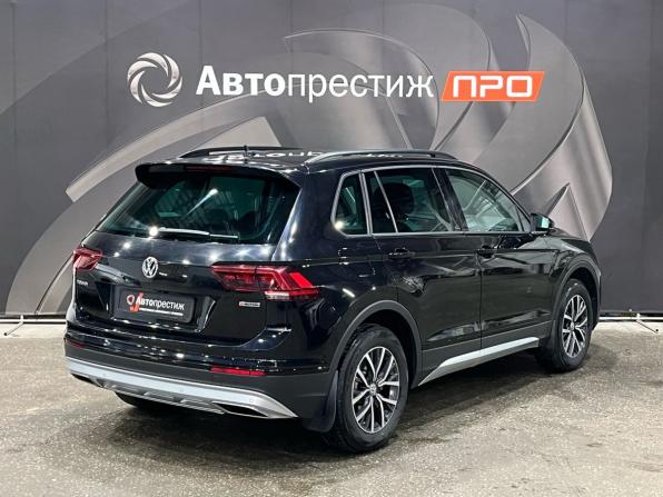 Volkswagen Tiguan II с пробегом 2019 года, цена 2 940 000 рублей, 53945 км, внедорожник, Автокод Объявления