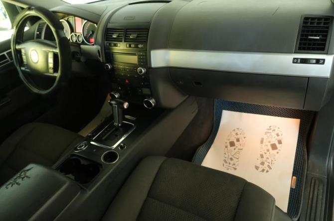 Volkswagen Touareg I Рестайлинг с пробегом 2009 года, цена 1 119 000 рублей, 265000 км, внедорожник, Автокод Объявления
