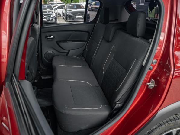 Renault Sandero II Рестайлинг с пробегом 2018 года, цена 1 329 000 рублей, 54846 км, хэтчбек, Автокод Объявления