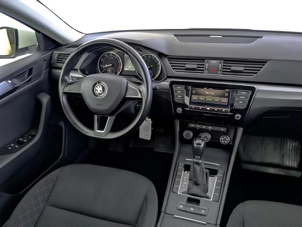 Skoda Superb III с пробегом 2019 года, цена 2 450 000 рублей, 30512 км, лифтбек, Автокод Объявления