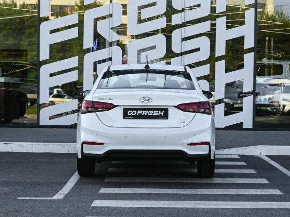 Hyundai Solaris II с пробегом 2019 года, цена 1 329 000 рублей, 92533 км, седан, Автокод Объявления