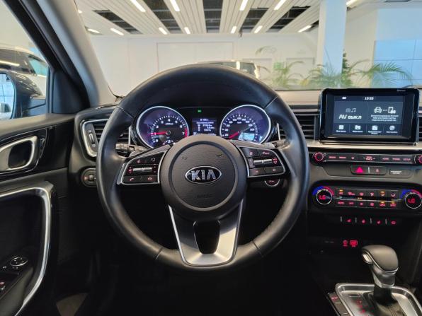 Kia Ceed III с пробегом 2019 года, цена 1 750 000 рублей, 93527 км, универсал, Автокод Объявления
