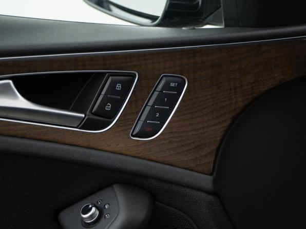Audi A6 IV (C7) Рестайлинг с пробегом 2015 года, цена 2 577 077 рублей, 71784 км, седан, Автокод Объявления