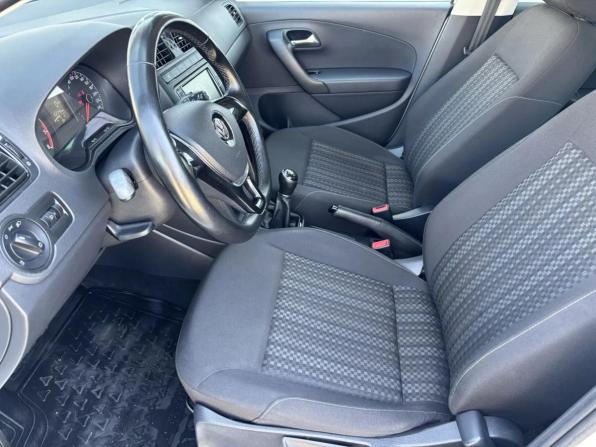 Volkswagen Polo V Рестайлинг с пробегом 2016 года, цена 1 054 102 рубля, 102332 км, седан, Автокод Объявления