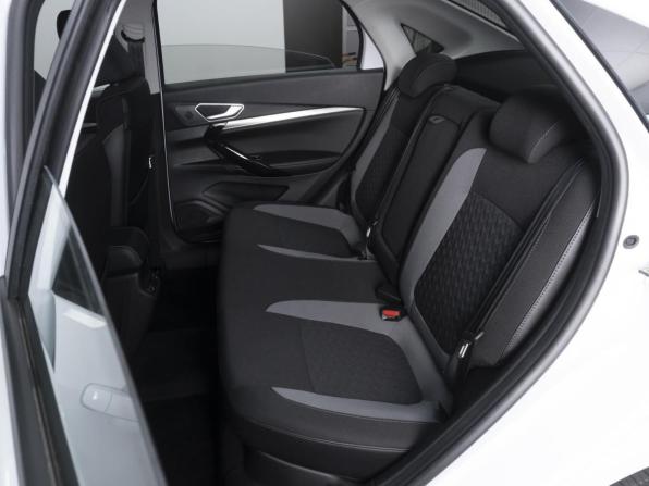 Lada (ВАЗ) Vesta I Рестайлинг (NG) с пробегом 2025 года, цена 1 695 000 рублей, 28 км, седан, Автокод Объявления