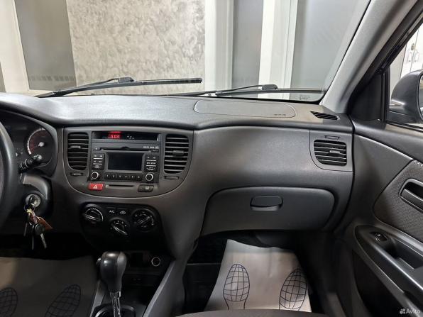 Kia Rio II Рестайлинг с пробегом 2010 года, цена 799 000 рублей, 142623 км, седан, Автокод Объявления