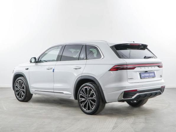 Geely Monjaro I Рестайлинг 2 с пробегом 2025 года, цена 4 182 434 рубля, 11 км, внедорожник, Автокод Объявления