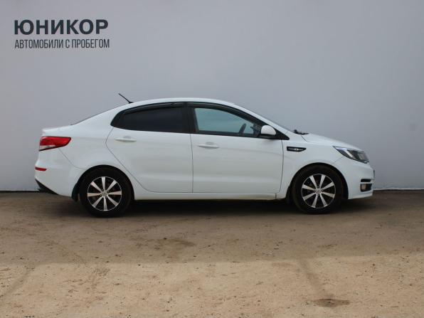 Kia Rio III Рестайлинг с пробегом 2016 года, цена 939 000 рублей, 87915 км, седан, Автокод Объявления