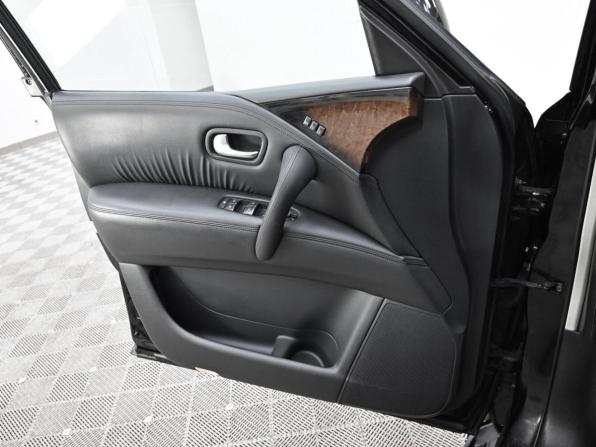 Infiniti QX56 II с пробегом 2013 года, цена 1 629 000 рублей, 132279 км, внедорожник, Автокод Объявления