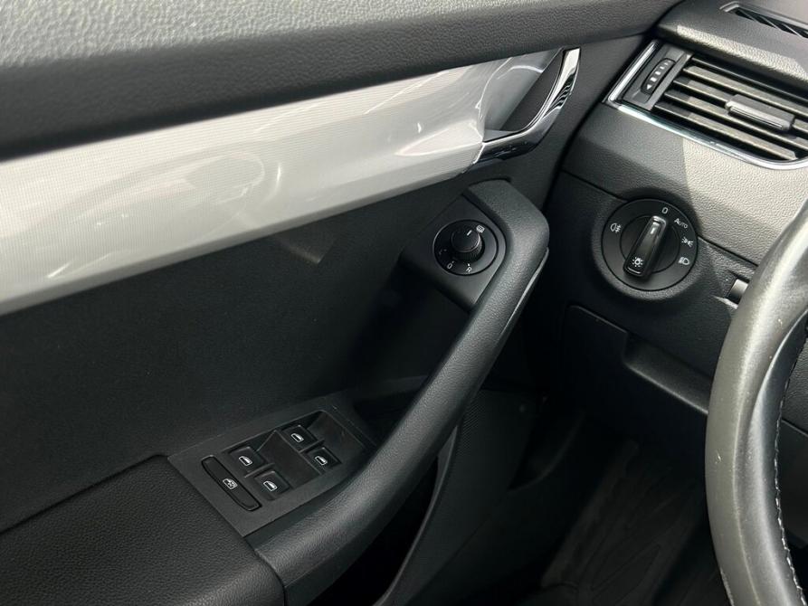 Skoda Octavia III (A7) Санкт-Петербург  - изображение 16