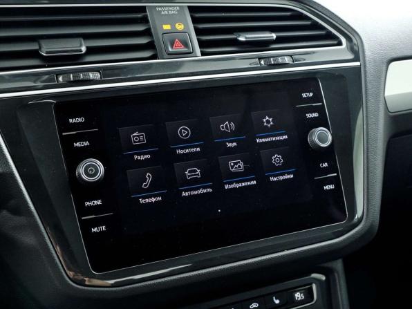 Volkswagen Tiguan II с пробегом 2019 года, цена 2 098 000 рублей, 133747 км, внедорожник, Автокод Объявления