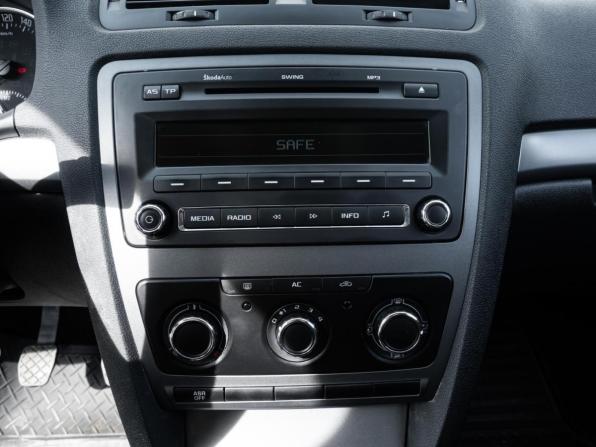 Skoda Octavia II (A5) Рестайлинг с пробегом 2013 года, цена 1 180 000 рублей, 129466 км, лифтбек, Автокод Объявления