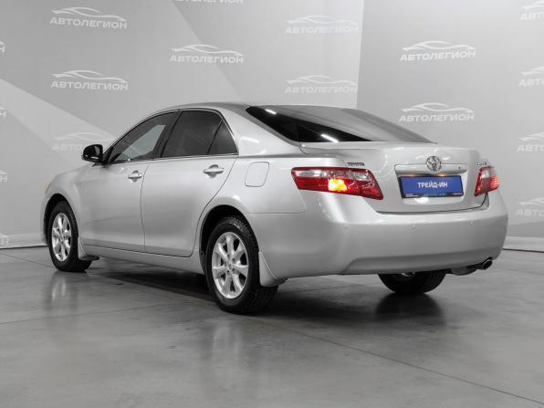 Toyota Camry VI (XV40) Рестайлинг с пробегом 2011 года, цена 1 599 000 рублей, 123600 км, седан, Автокод Объявления