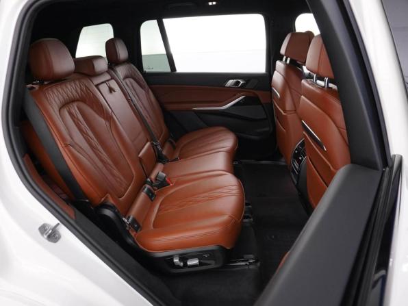 BMW X7 I (G07) Рестайлинг с пробегом 2023 года, цена 12 099 099 рублей, 54229 км, внедорожник, Автокод Объявления
