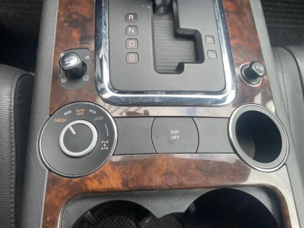 Volkswagen Touareg I Рестайлинг с пробегом 2008 года, цена 1 103 000 рублей, 230000 км, внедорожник, Автокод Объявления