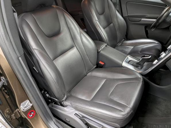 Volvo XC60 I Рестайлинг с пробегом 2017 года, цена 2 690 000 рублей, 143780 км, внедорожник, Автокод Объявления