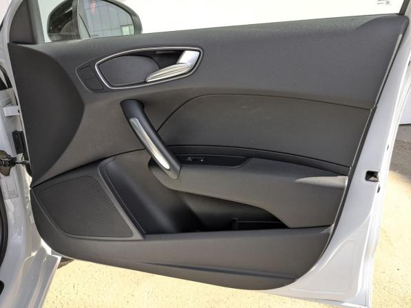 Audi A1 I (8X) с пробегом 2012 года, цена 1 230 000 рублей, 47550 км, хэтчбек, Автокод Объявления