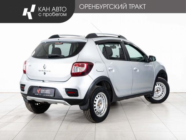 Renault Sandero II с пробегом 2016 года, цена 840 000 рублей, 89150 км, хэтчбек, Автокод Объявления