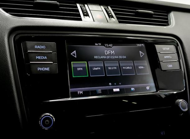 Skoda Octavia III (A7) Рестайлинг с пробегом 2018 года, цена 1 775 000 рублей, 108699 км, лифтбек, Автокод Объявления