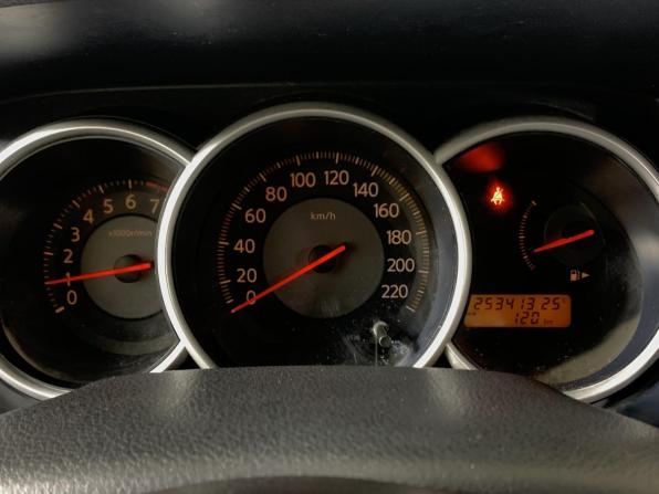 Nissan Tiida I с пробегом 2010 года, цена 565 000 рублей, 253411 км, седан, Автокод Объявления