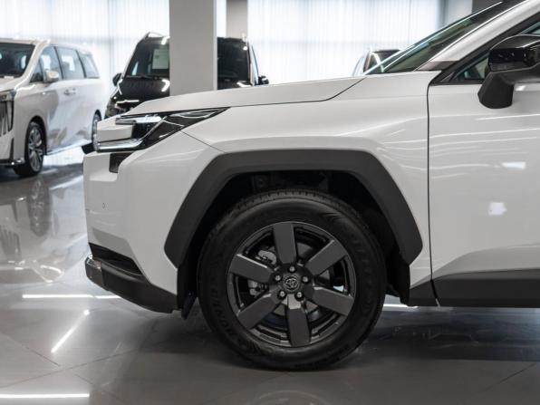 Toyota RAV4 VI (XA60) с пробегом 2026 года, цена 4 500 000 рублей, 15 км, внедорожник, Автокод Объявления