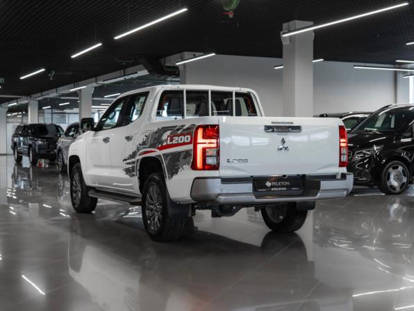 Mitsubishi L200 VI с пробегом 2025 года, цена 5 400 000 рублей, 50 км, пикап, Автокод Объявления
