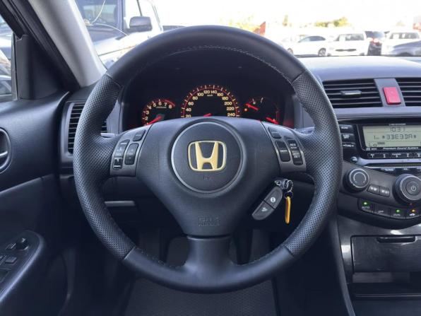 Honda Accord VII Рестайлинг с пробегом 2007 года, цена 799 900 рублей, 390633 км, седан, Автокод Объявления