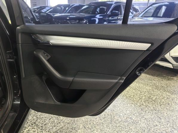 Skoda Octavia III (A7) с пробегом 2014 года, цена 780 000 рублей, 342250 км, лифтбек, Автокод Объявления