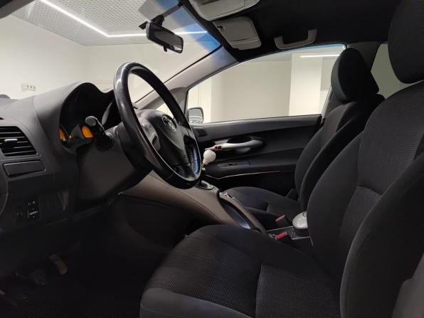 Toyota Auris I с пробегом 2007 года, цена 630 000 рублей, 187590 км, хэтчбек, Автокод Объявления