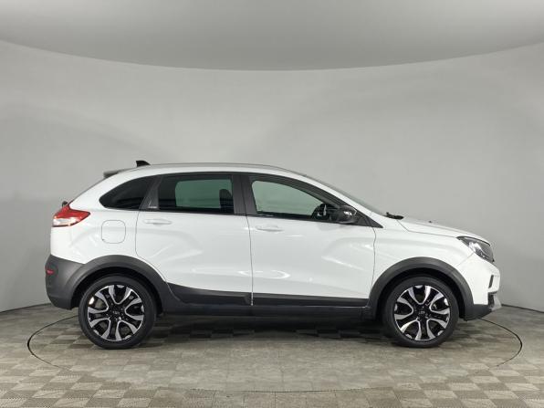 Lada (ВАЗ) XRAY I с пробегом 2022 года, цена 1 300 000 рублей, 40318 км, хэтчбек, Автокод Объявления