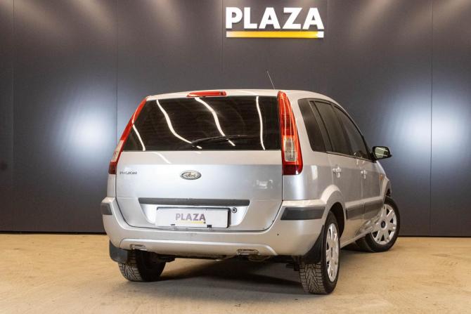 Ford Fusion I Рестайлинг с пробегом 2008 года, цена 489 000 рублей, 175066 км, хэтчбек, Автокод Объявления