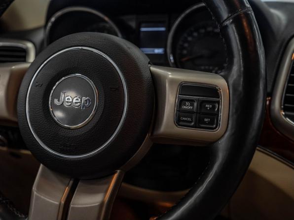 Jeep Grand Cherokee IV (WK2) с пробегом 2012 года, цена 1 814 000 рублей, 195619 км, внедорожник, Автокод Объявления