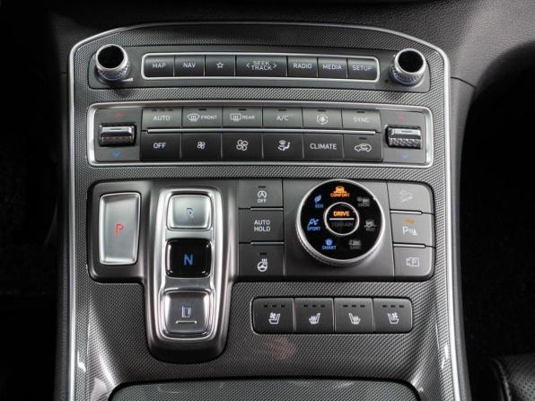 Hyundai Santa Fe IV Рестайлинг с пробегом 2020 года, цена 3 879 000 рублей, 77493 км, внедорожник, Автокод Объявления