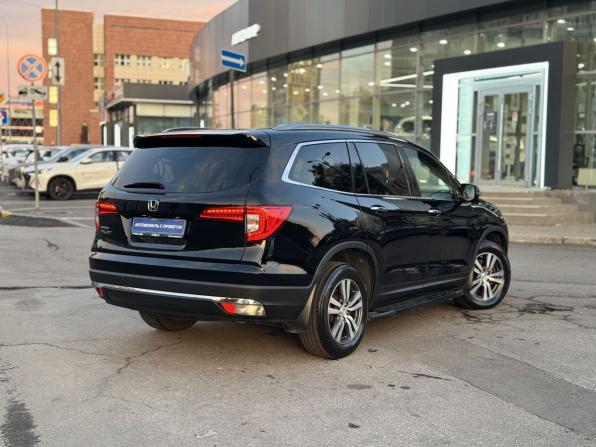 Honda Pilot III с пробегом 2017 года, цена 3 399 000 рублей, 110700 км, внедорожник, Автокод Объявления