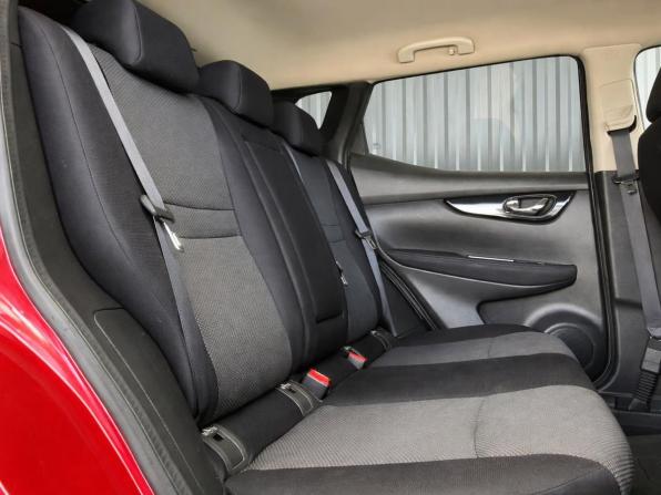 Nissan Qashqai II с пробегом 2015 года, цена 1 397 000 рублей, 136613 км, внедорожник, Автокод Объявления
