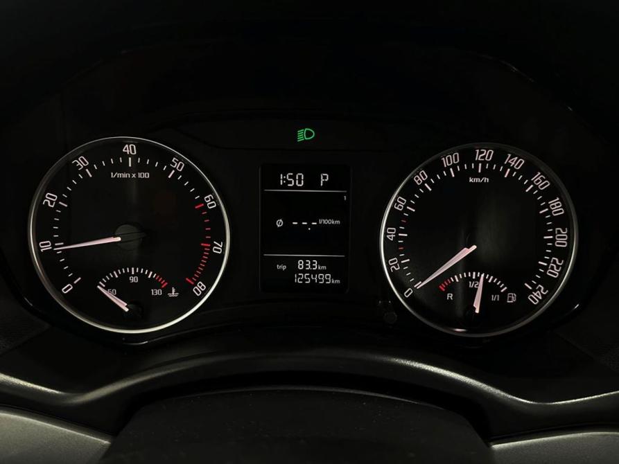 Skoda Octavia II (A5) Рестайлинг Москва  - изображение 13