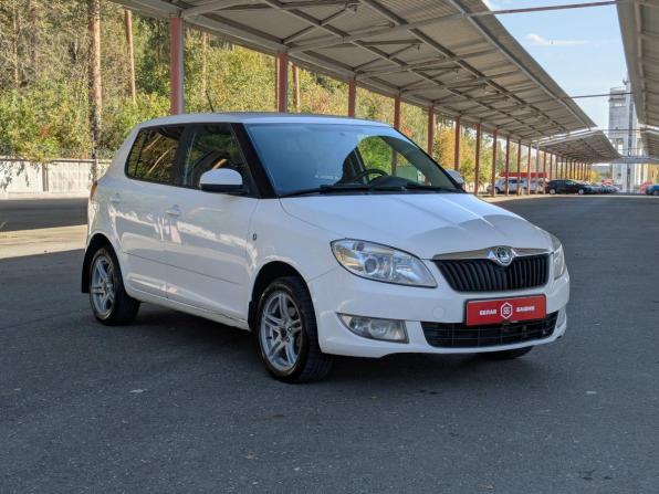 Skoda Fabia II Рестайлинг с пробегом 2012 года, цена 519 900 рублей, 260000 км, хэтчбек, Автокод Объявления
