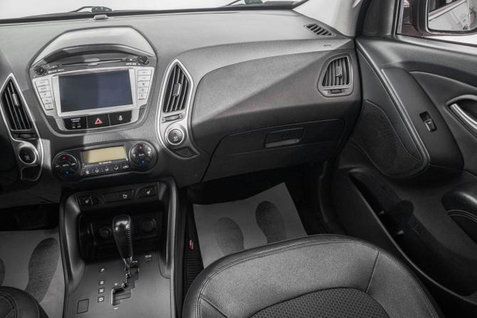 Hyundai ix35 I Рестайлинг с пробегом 2013 года, цена 1 649 000 рублей, 132000 км, внедорожник, Автокод Объявления