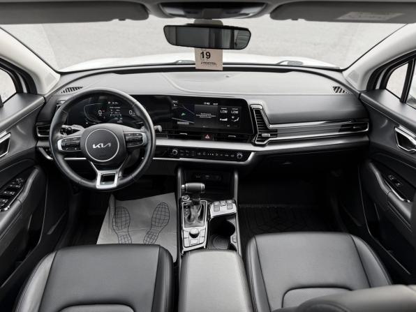 Kia Sportage V с пробегом 2023 года, цена 3 300 000 рублей, 53829 км, внедорожник, Автокод Объявления