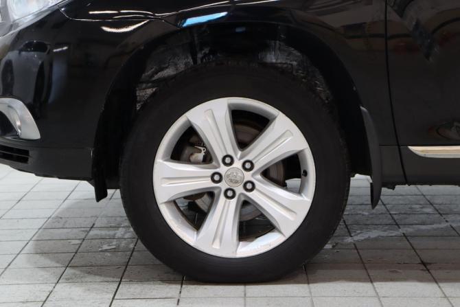 Toyota Highlander II (XU40) Рестайлинг с пробегом 2012 года, цена 2 100 000 рублей, 283246 км, внедорожник, Автокод Объявления