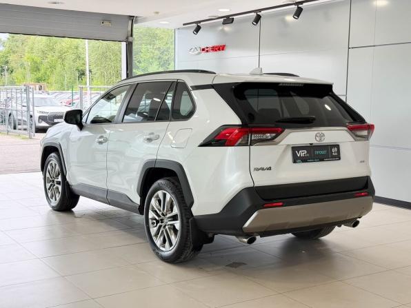 Toyota RAV4 V (XA50) с пробегом 2022 года, цена 3 475 000 рублей, 64468 км, внедорожник, Автокод Объявления