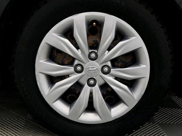 Hyundai Solaris II Рестайлинг с пробегом 2021 года, цена 1 406 000 рублей, 66294 км, седан, Автокод Объявления