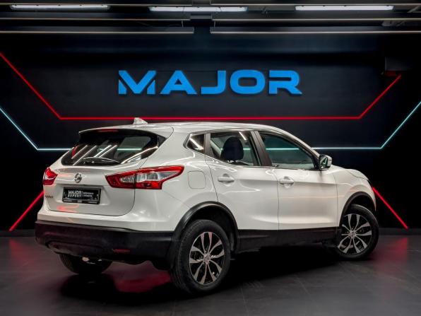 Nissan Qashqai II с пробегом 2017 года, цена 1 790 000 рублей, 64996 км, внедорожник, Автокод Объявления