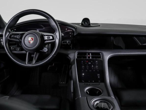 Porsche Taycan I с пробегом 2023 года, цена 12 386 580 рублей, 42783 км, универсал, Автокод Объявления