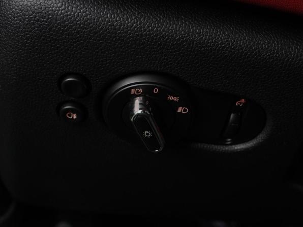 Mini Hatch III (F55/F56) Рестайлинг 2 с пробегом 2021 года, цена 4 665 000 рублей, 2459 км, хэтчбек, Автокод Объявления