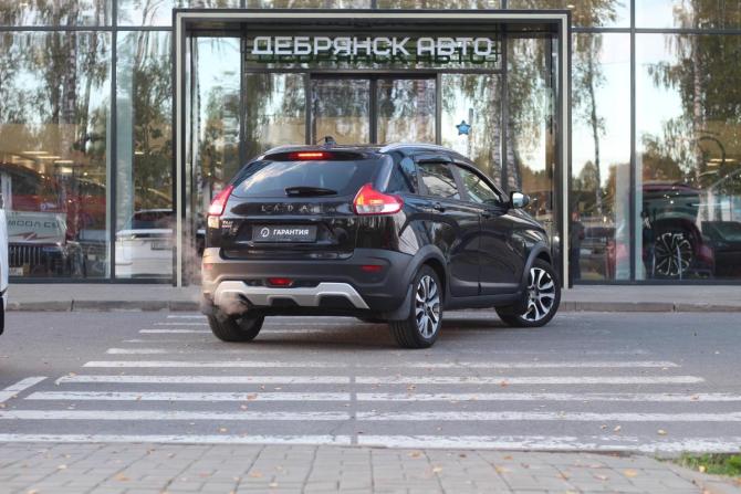 Lada (ВАЗ) XRAY I с пробегом 2018 года, цена 1 050 000 рублей, 122529 км, хэтчбек, Автокод Объявления