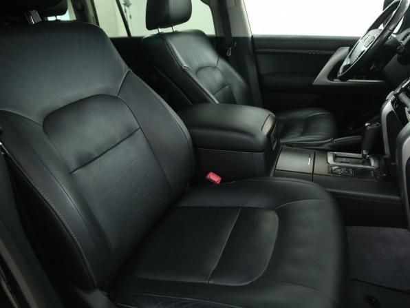 Toyota Land Cruiser 200 Series Рестайлинг 1 с пробегом 2013 года, цена 3 800 000 рублей, 162500 км, внедорожник, Автокод Объявления