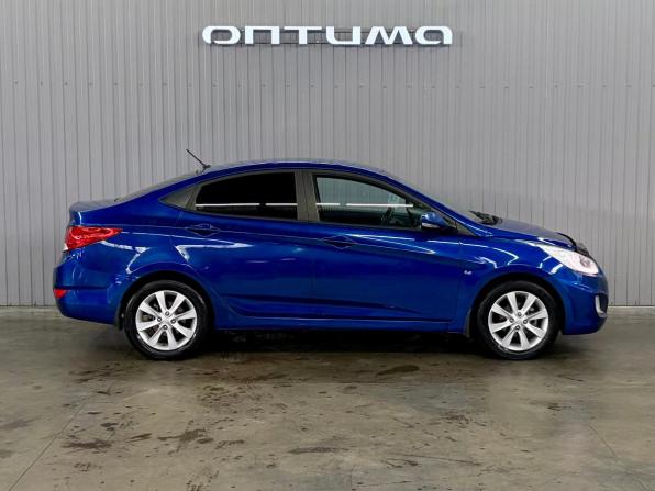 Hyundai Solaris I с пробегом 2013 года, цена 897 000 рублей, 102518 км, хэтчбек, Автокод Объявления
