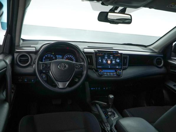 Toyota RAV4 IV (XA40) Рестайлинг с пробегом 2016 года, цена 2 649 077 рублей, 121292 км, внедорожник, Автокод Объявления